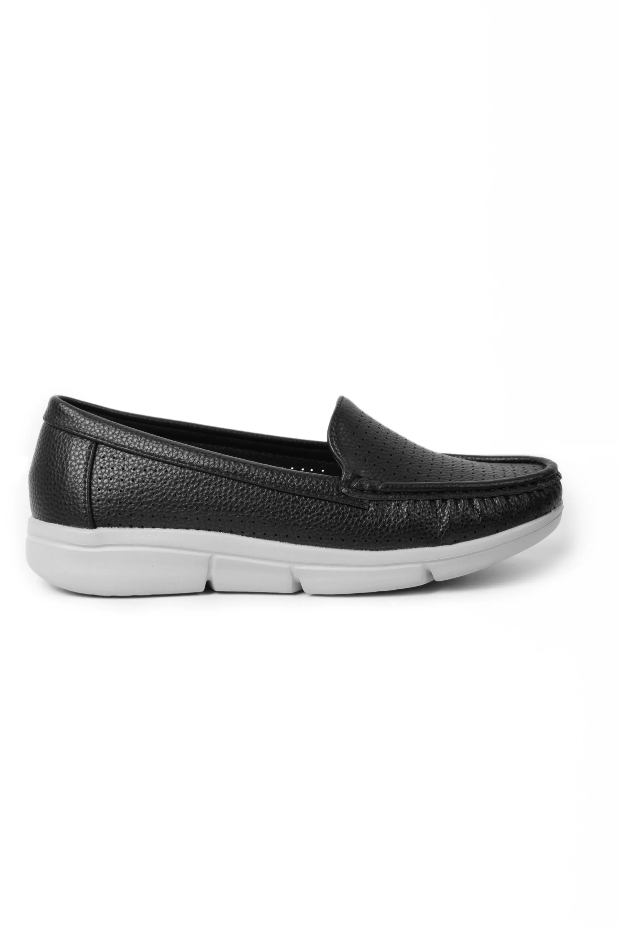 01-4811 Flat Moccasin