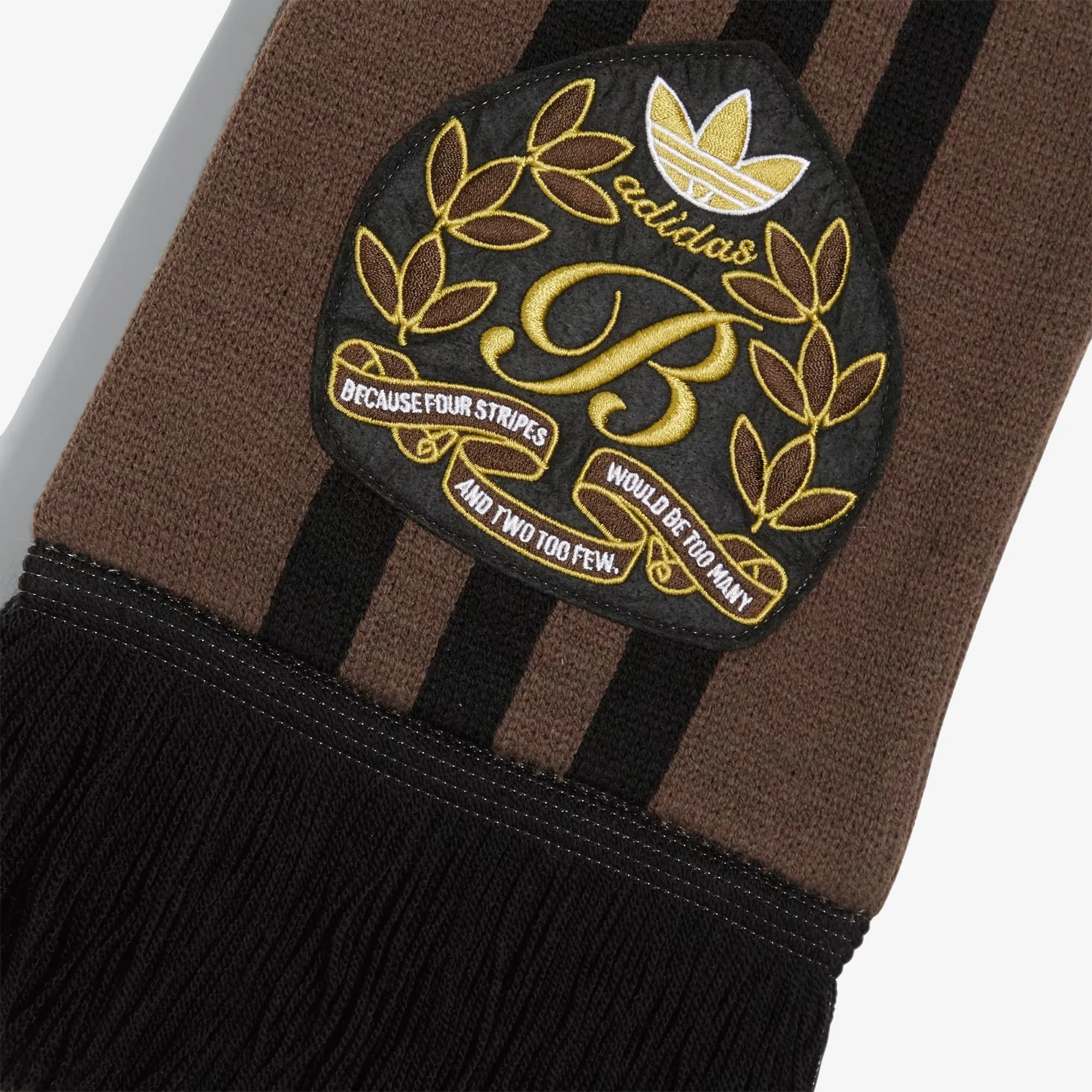 Adidas Originals | INSIGNIA FOOTBALL SCARF  { BROWN