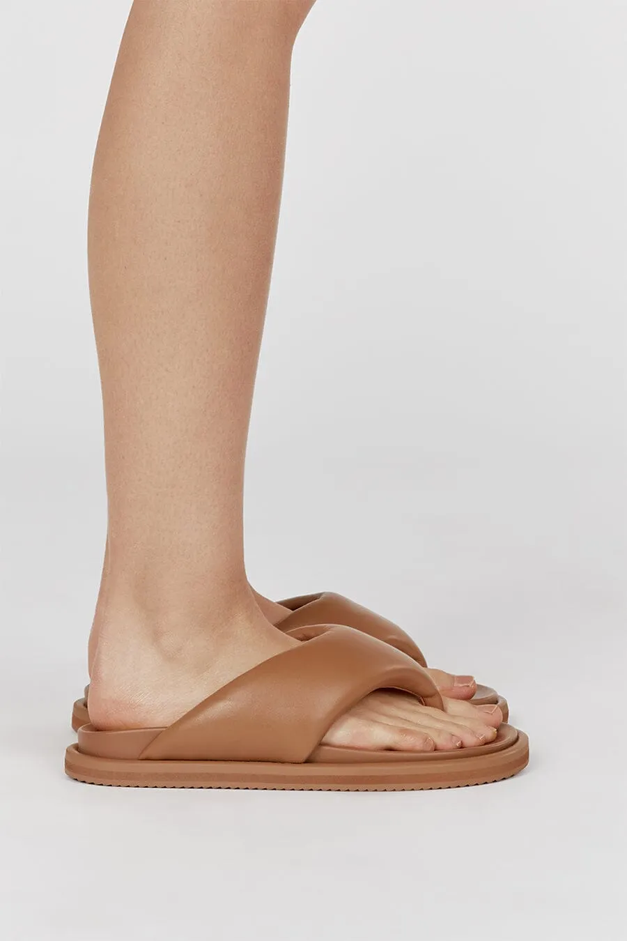 ALIAS MAE DALLAS PECAN SANDAL