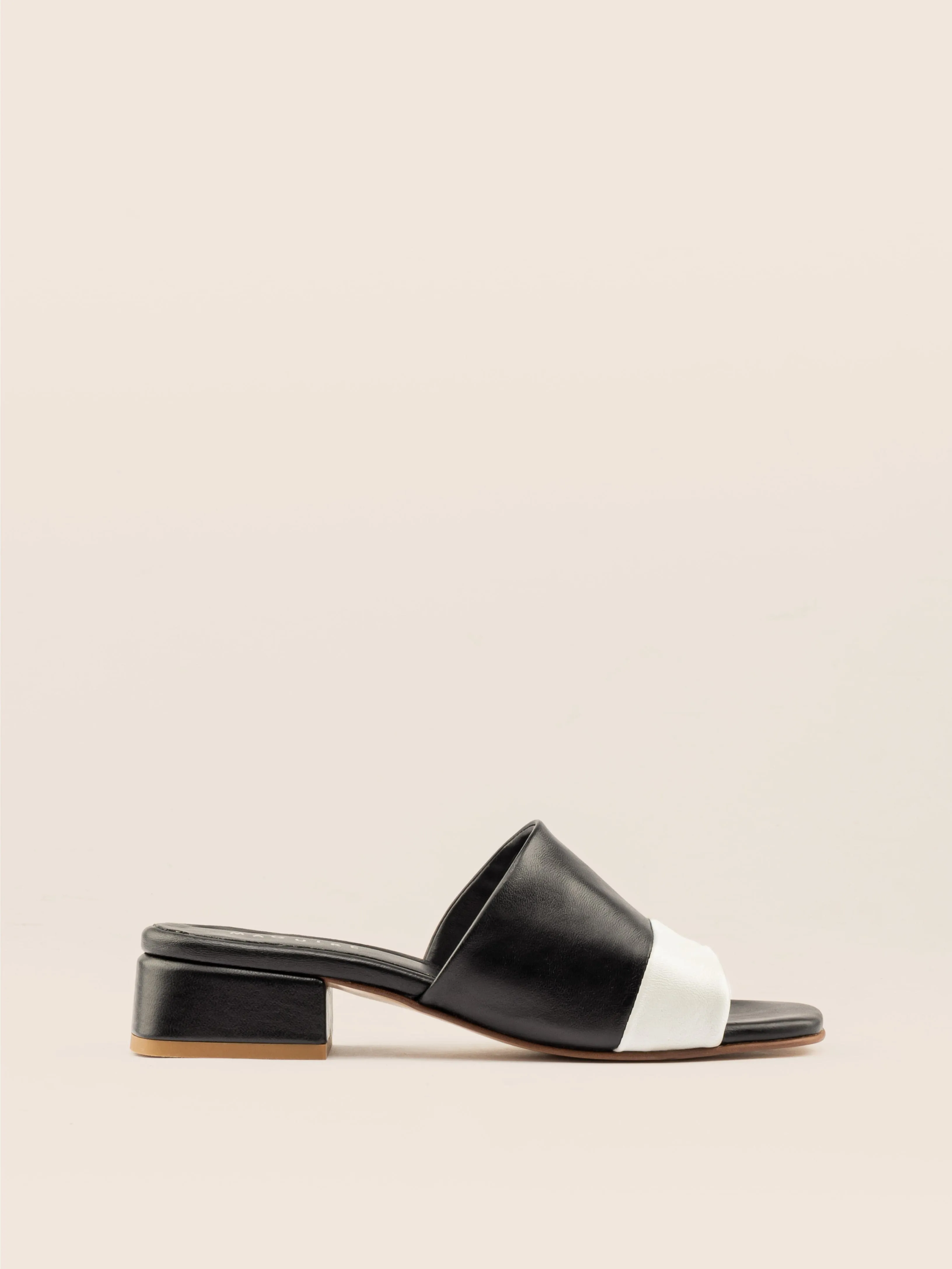 Bari Onyx Sandal