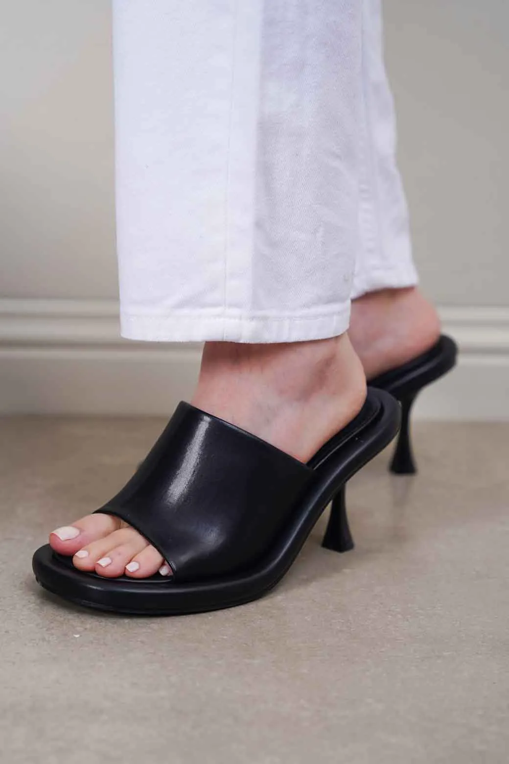 BUMPER HEELED SLIDE