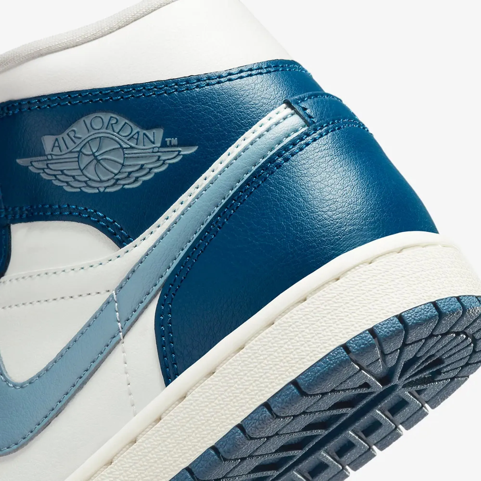 WMN'S AIR JORDAN 1 MID 'SKY J FR BLUE/OZONE BLUE-SAIL'